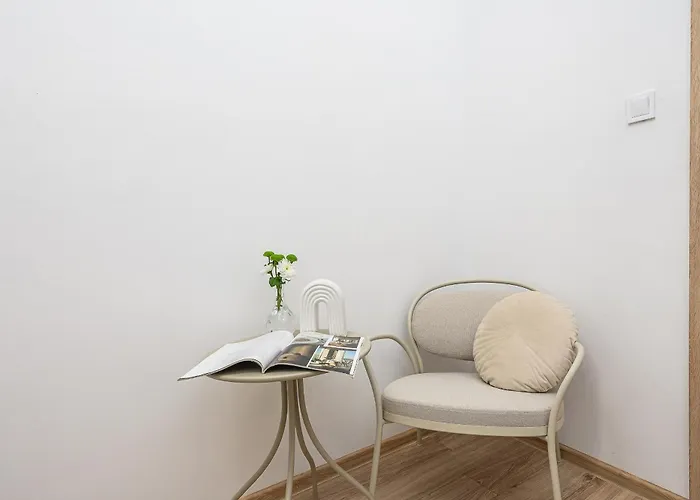 Lumina 4 Near The Art Museum *